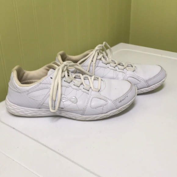 nfinity rival cheer shoes